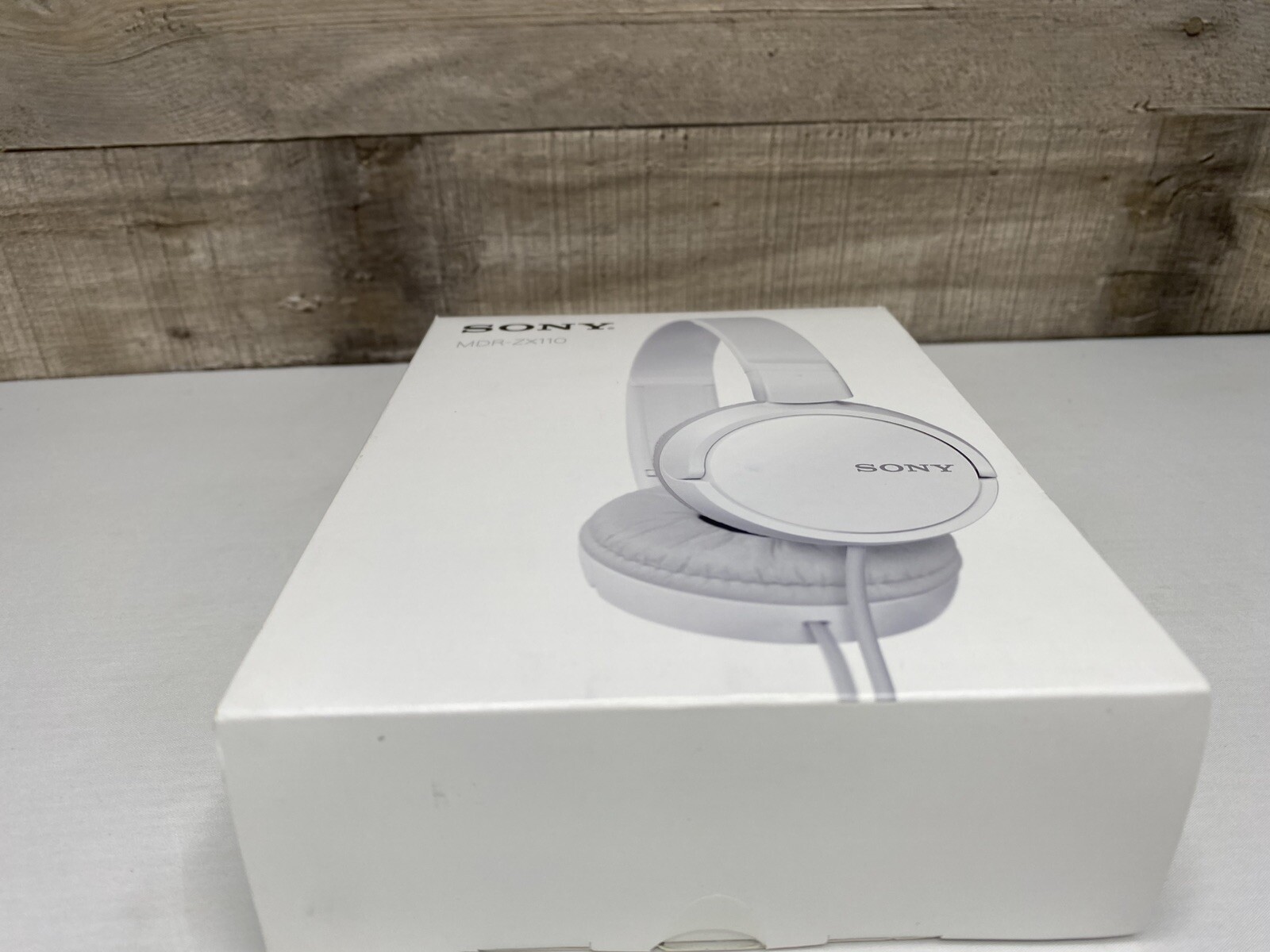 Sony MDR-ZX110 Ear-Pad (On the Ear) Headband Headphones – White OPEN BOX