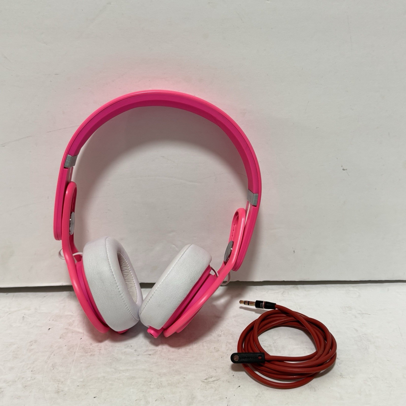 Beats by Dr. Dre MIXR Over the Head DJ Headphones Pink – Tested And Works!!