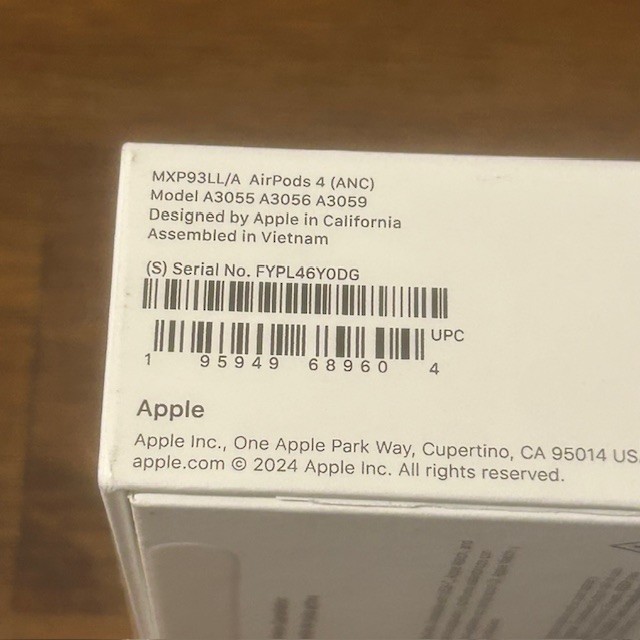 Empty Box Only – Apple AirPods 4 with Noise Cancellation & Manual A3055 A3056 A3