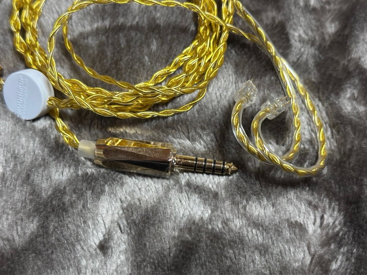 MOONDROP AutumnMoon 秋月 IEM Upgrade Cable – 2-Pin 0.78mm 4.4mm Balanced 水月雨