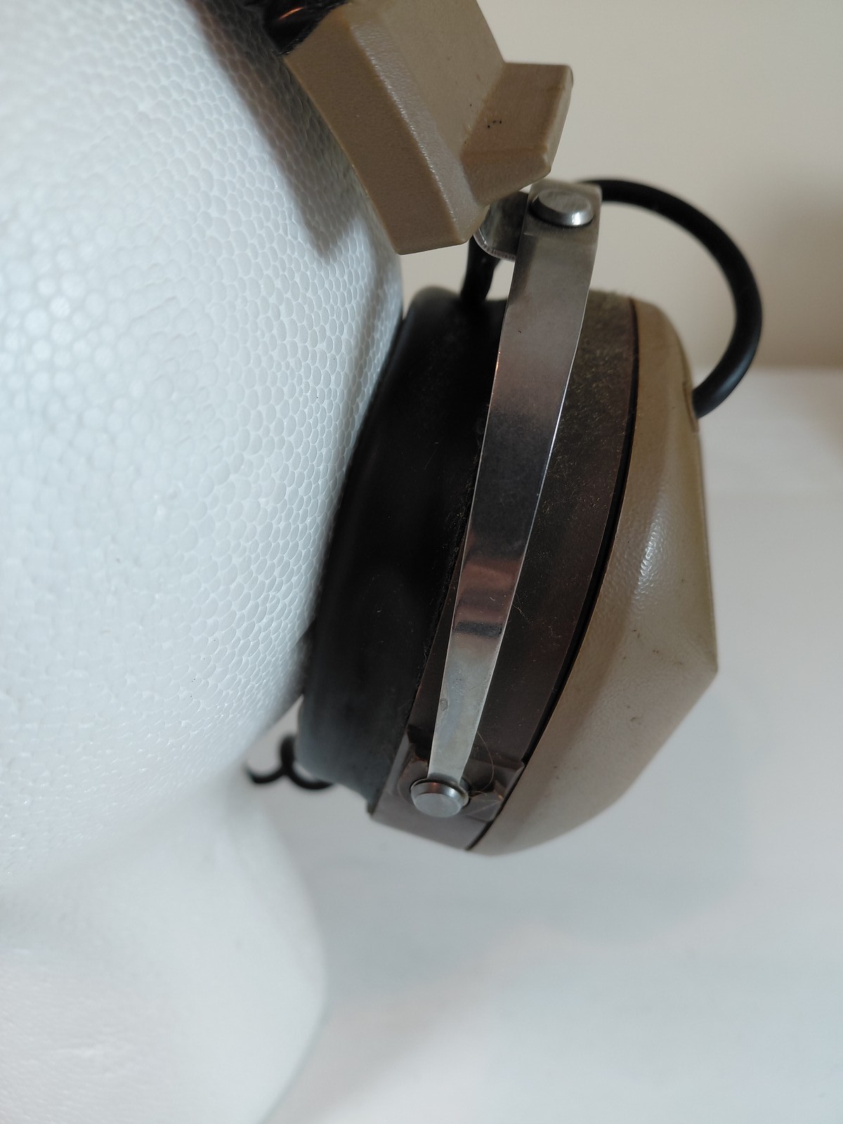 Vintage Koss K/6ALC Over-Ear Wired Headphones Tan Brown Coiled Cable 1/4″ Jack