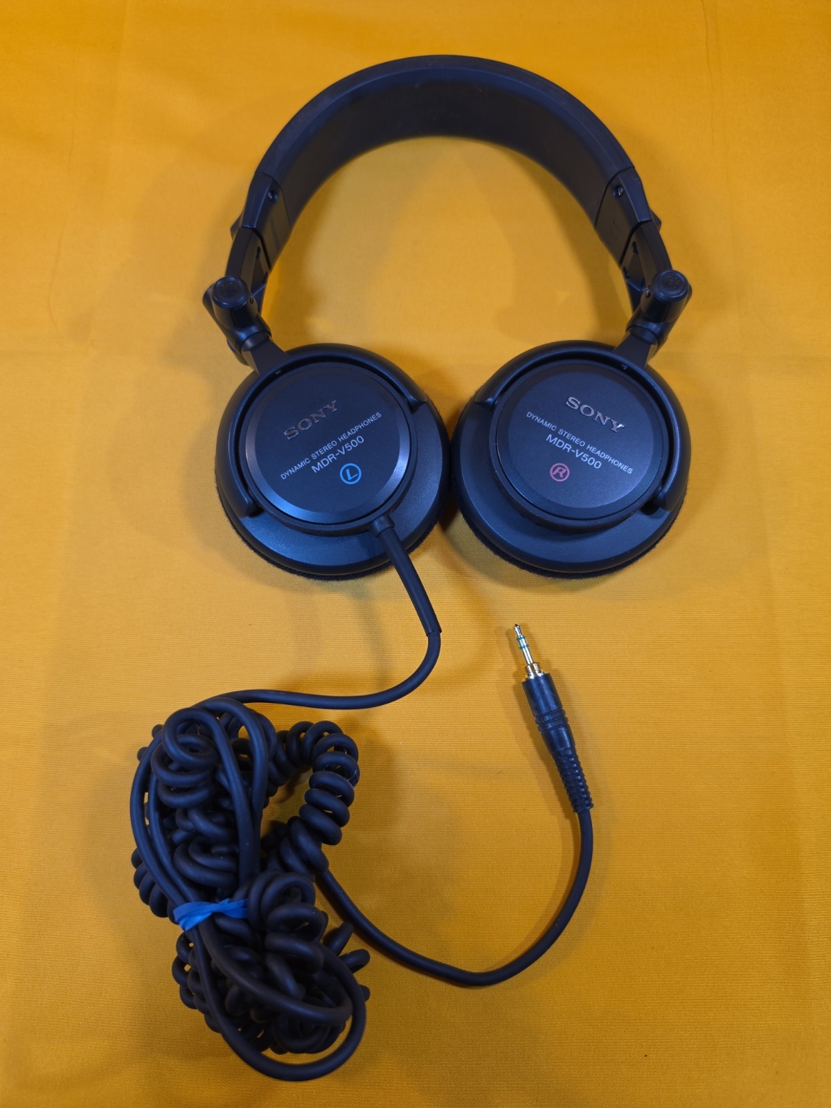 Genuine Original Sony MDR-V500 DJ Stereo Monitor Headphones Made in Thailand B12