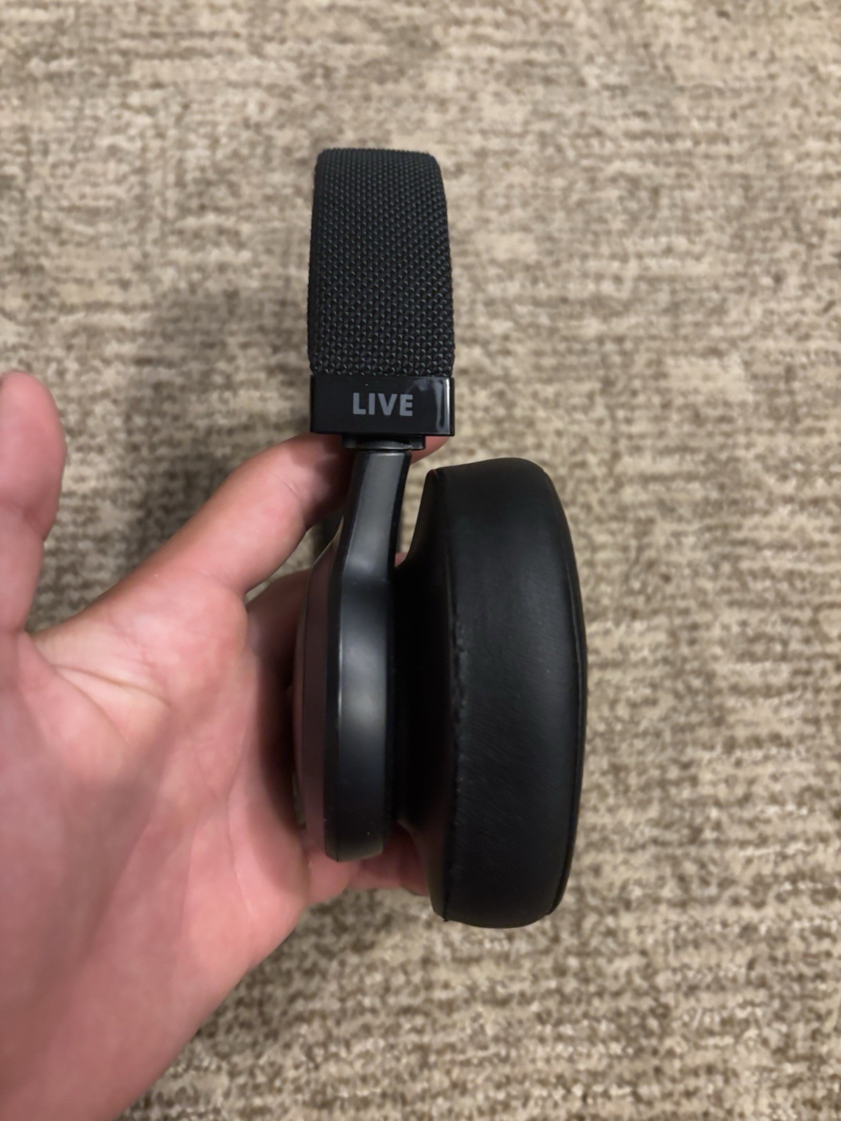 JBL Live 500BT Over-Ear Bluetooth Wireless Headphones Black