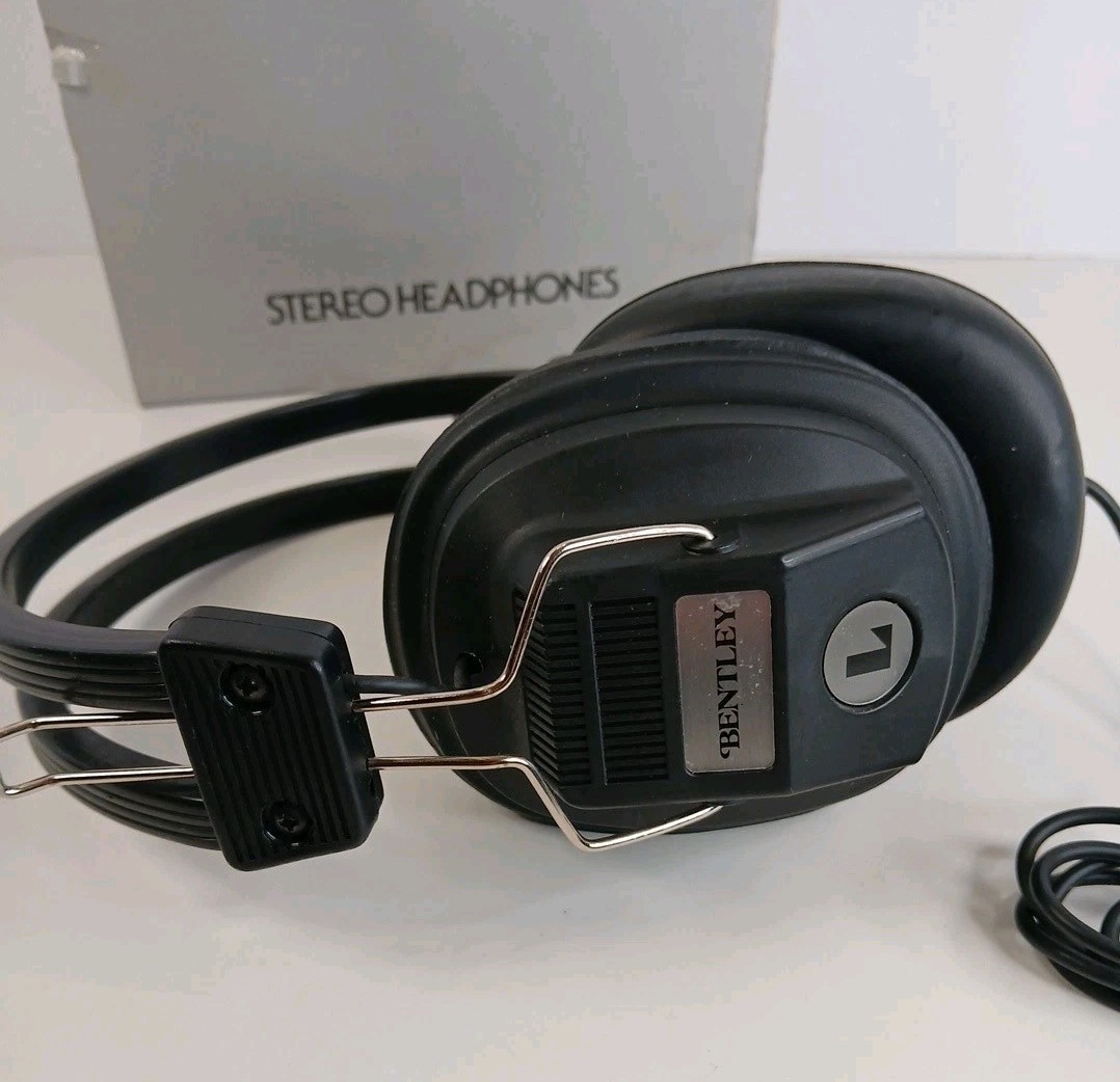 Vintage Bentley Stereo Cushion Headphones Over The Ear Taiwan New Open Box