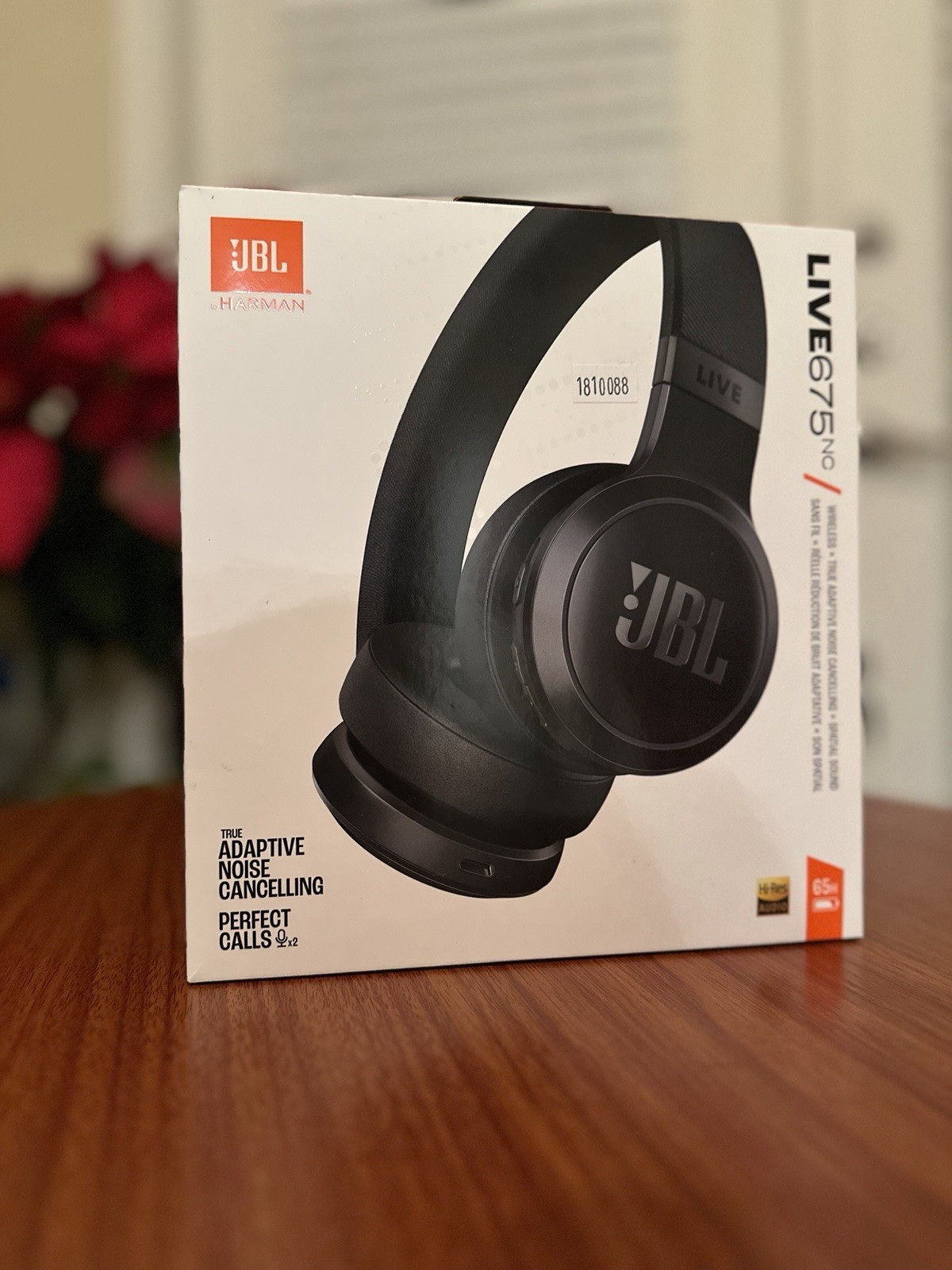 Open Box JBL Live 675 Wireless Noise Cancelling Headphones Free Shipping!!!!