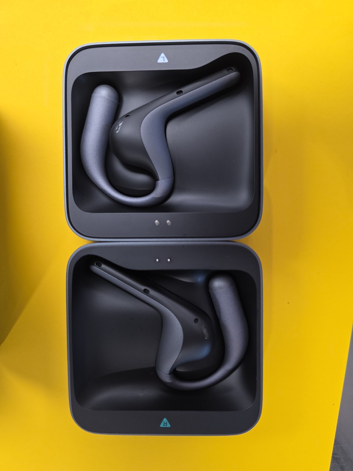 Timekettle W4 Pro AI Interpreter Earbuds W/ Charging Case AQ2G-W4 Pro