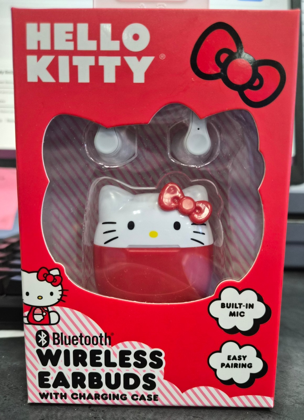 NEW AND SEALED Hello Kitty Bluetooth Wireless EarBuds With Charging Case