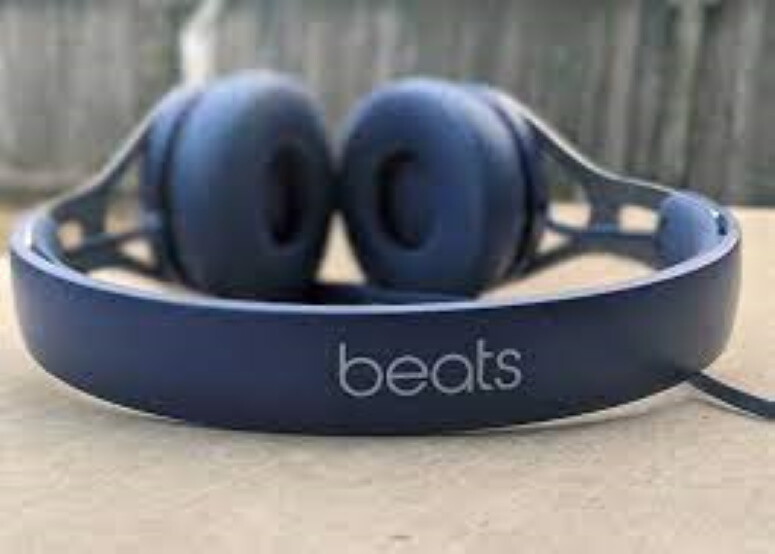 Beats By Dre Beats EP Wired Headphones BLUE PLEASE READ RNW
