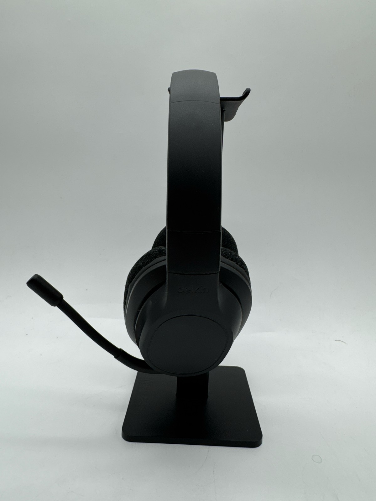 Belkin SoundForm Adapt Wireless Over Ear Headset Headphone 45H Black