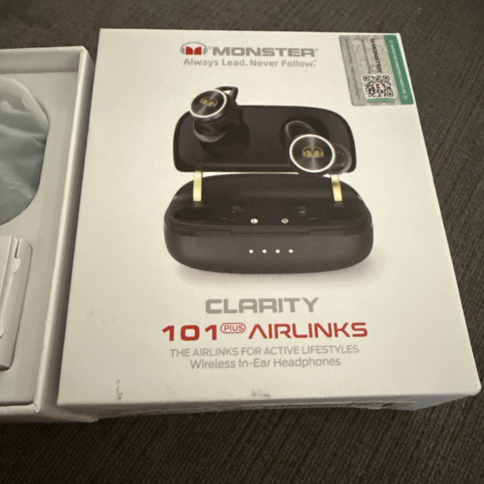 Monster Black Clarity 101 Plus Airlinks Wireless In-Ear Headphones With Box