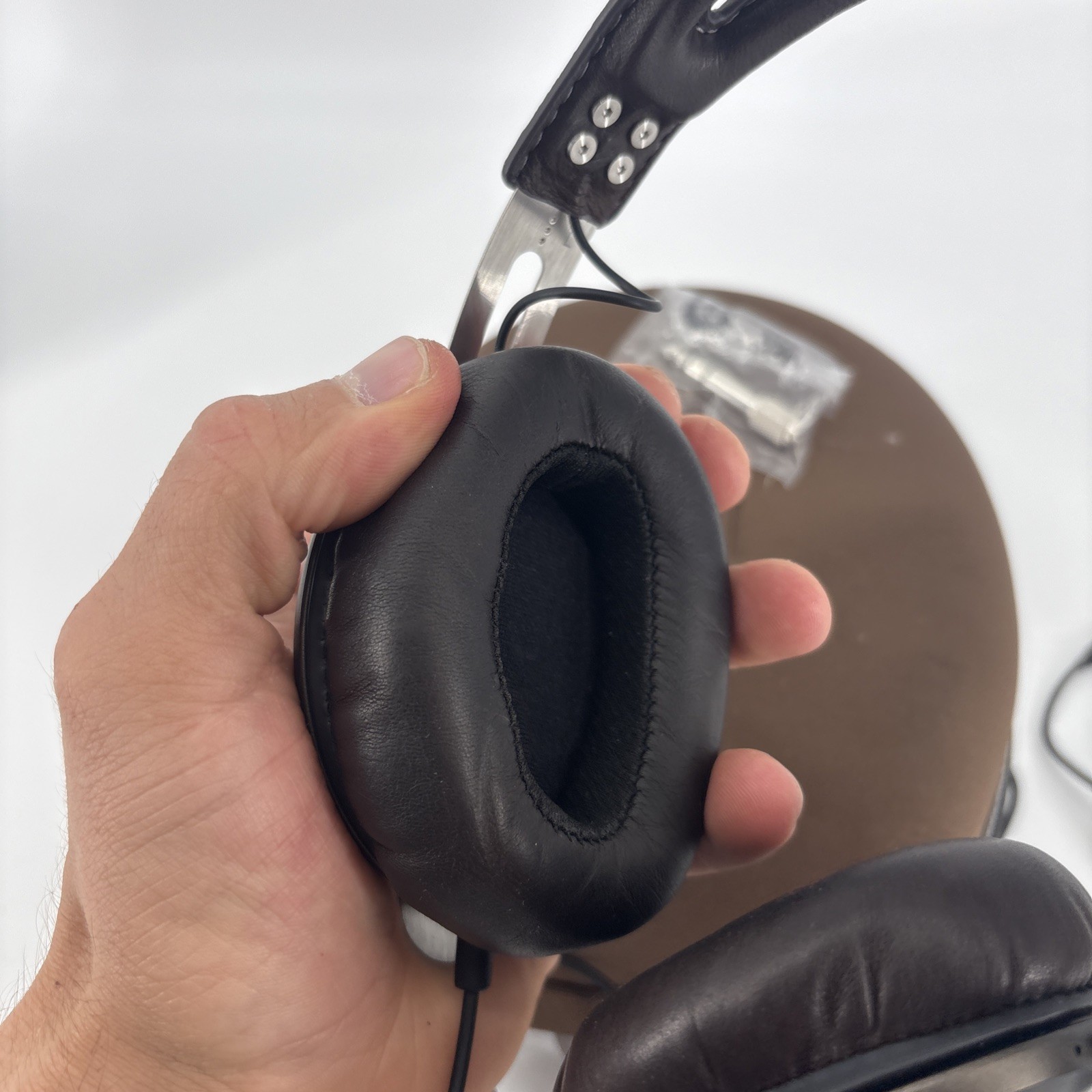 Sennheiser Momentum Original 1st Edition – Brown. Sounds Great! Fast Shipping!