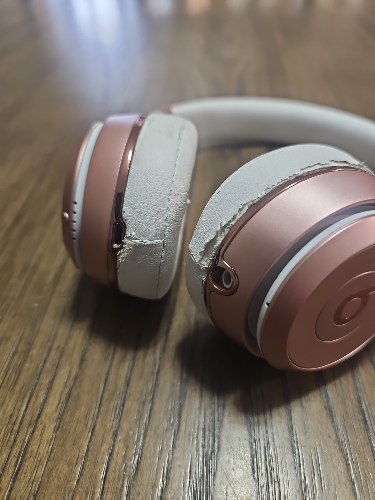 Beats by Dr. Dre Beats Solo3 Wireless On-Ear Headphones – Rose Gold! Works Great