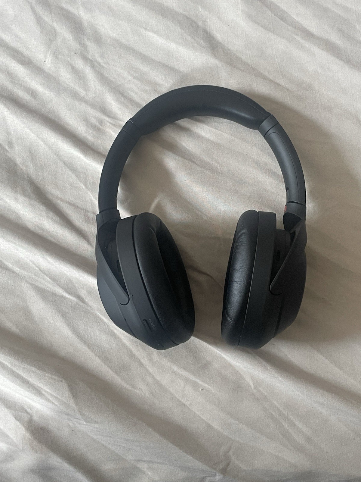 Sony WH-1000XM4 Wireless Bluetooth Noise-Canceling Over-Ear Headphones Black