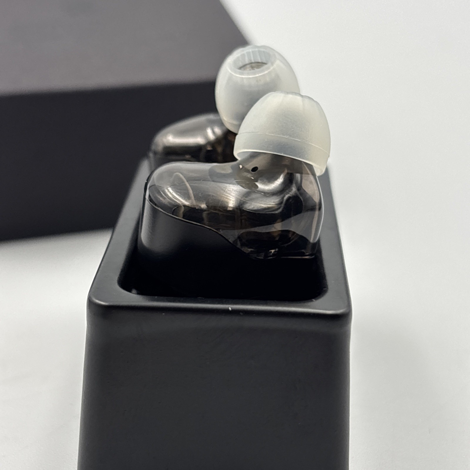 KZA Coustics Vibe X in Ear Monitor, HiFi IEM Earbuds USB-C New Open Box Tested