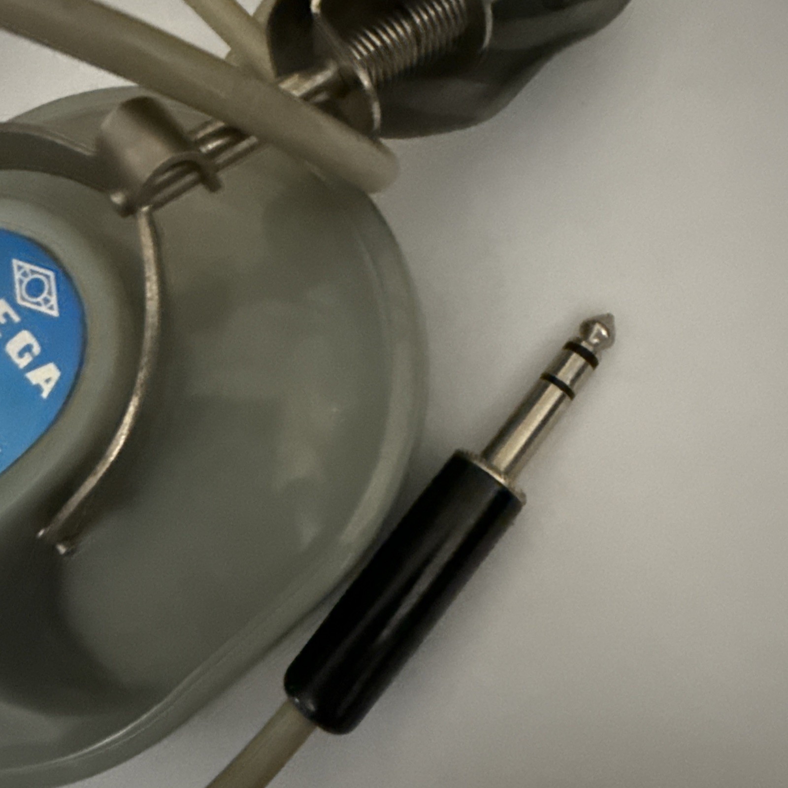 Vintage Fujiki Denki Co. Stereo Headphones Vintage ELEGA Japan DR-61C TESTED