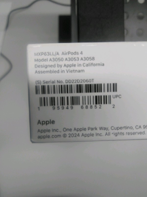 Apple AirPods 4 ‎‎MXP63LL/A Bluetooth Earbuds Active Noise Cancellation – White