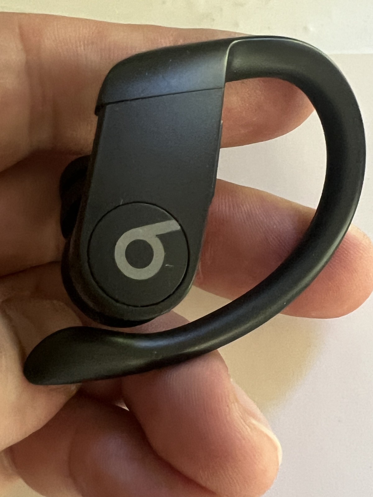 Genuine Beats by Dre A2453 Black Powerbeats Pro Wireless Headphone LEFT BUD ONLY