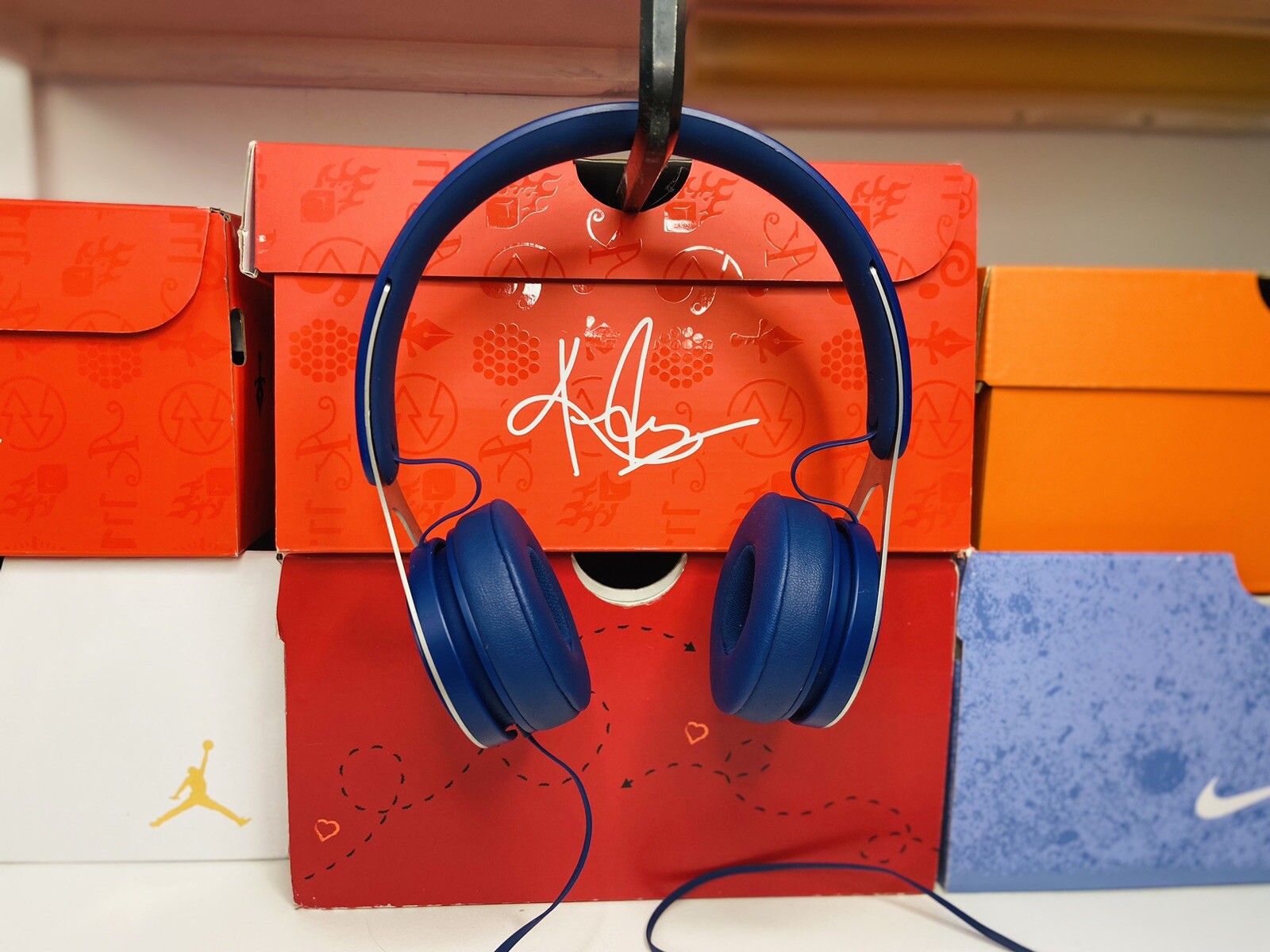 Beats By Dr. Dre ML9D2LLA Headphones – Blue