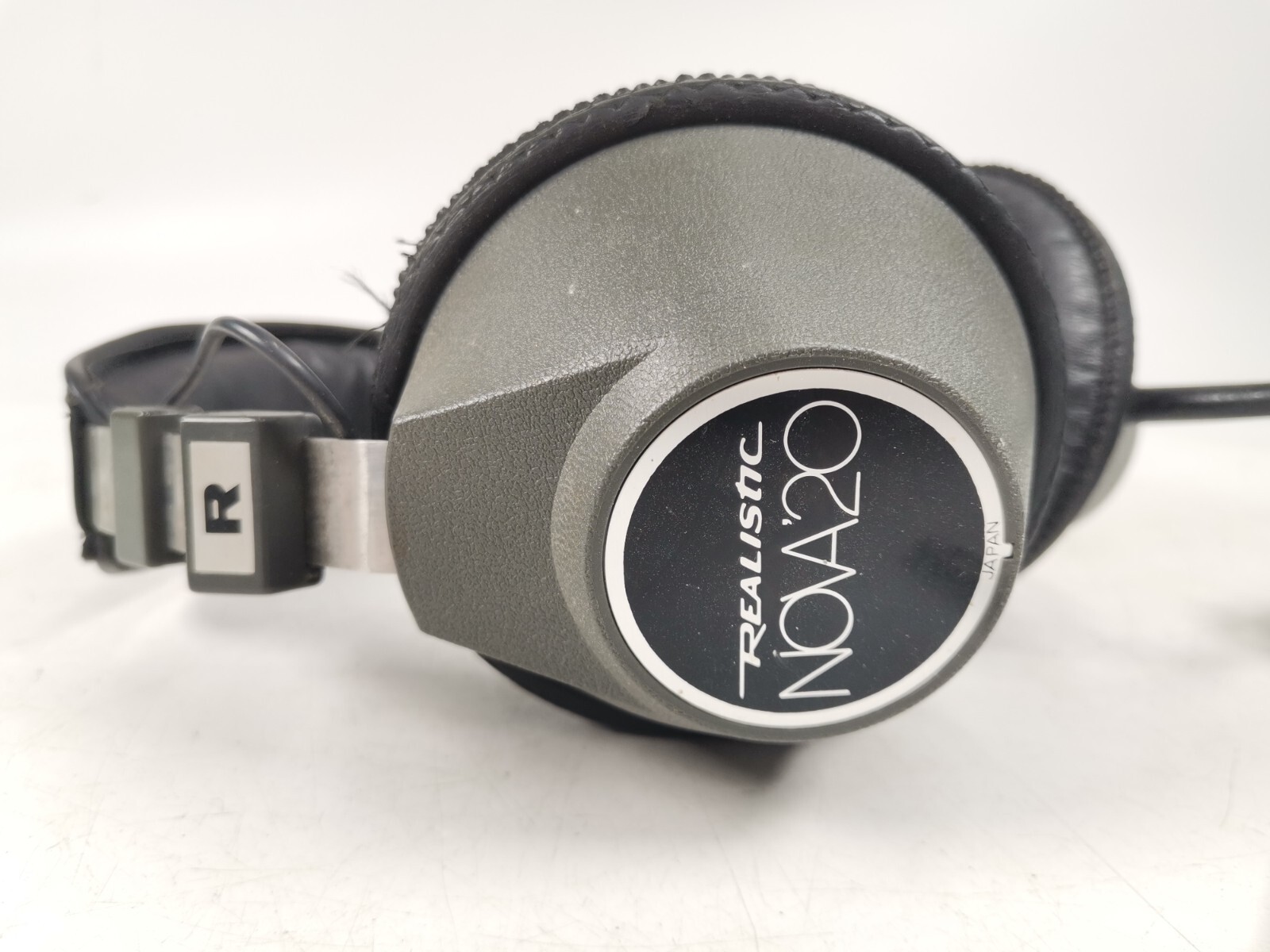 Old Vintage Realistic Nova 20 Headphones 35mm Jack radio shack