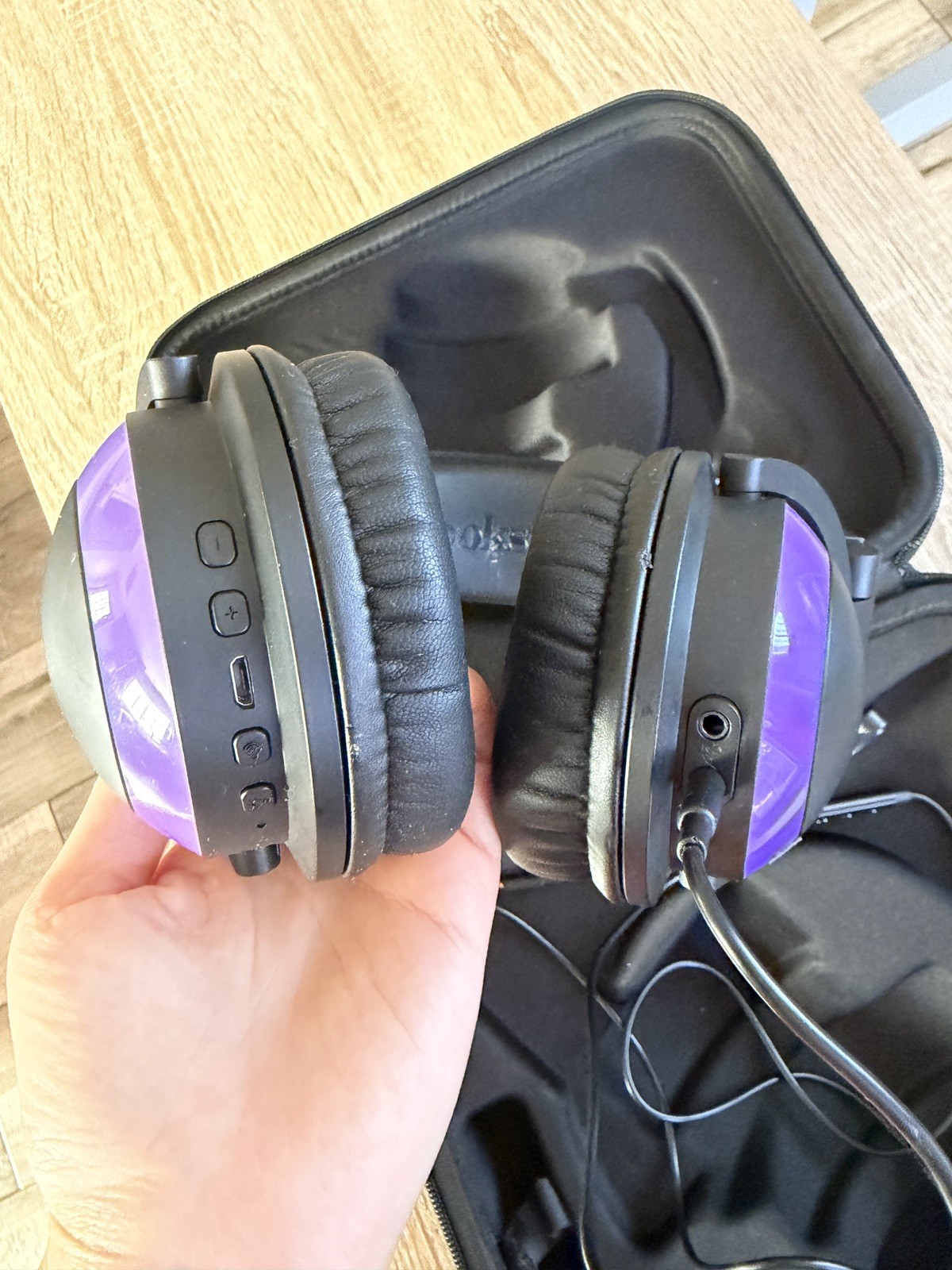New, Purple Cat-Ear Headphones Original Black Zipper Bag Headphone Jack Xbox PC