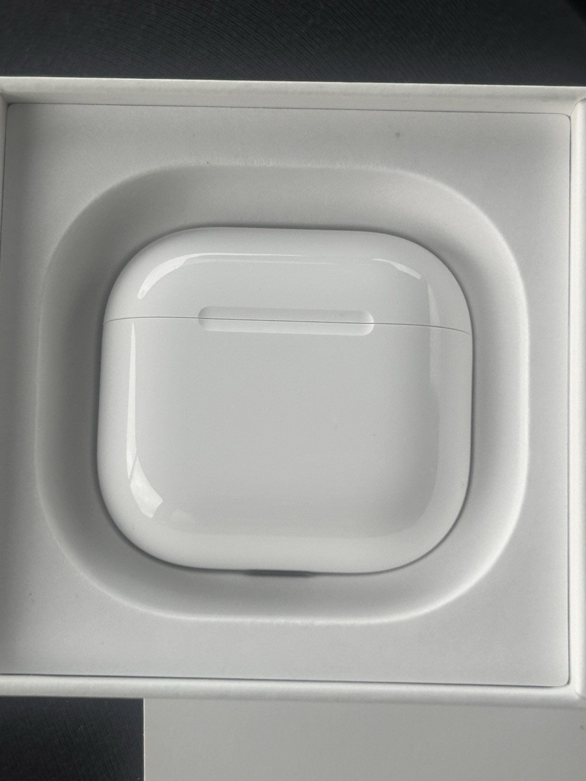 Apple AirPod 4; BRAND NEW, NEVER USED!!In-Ear/Wireless/Bluetooth w/ USB-C Case.