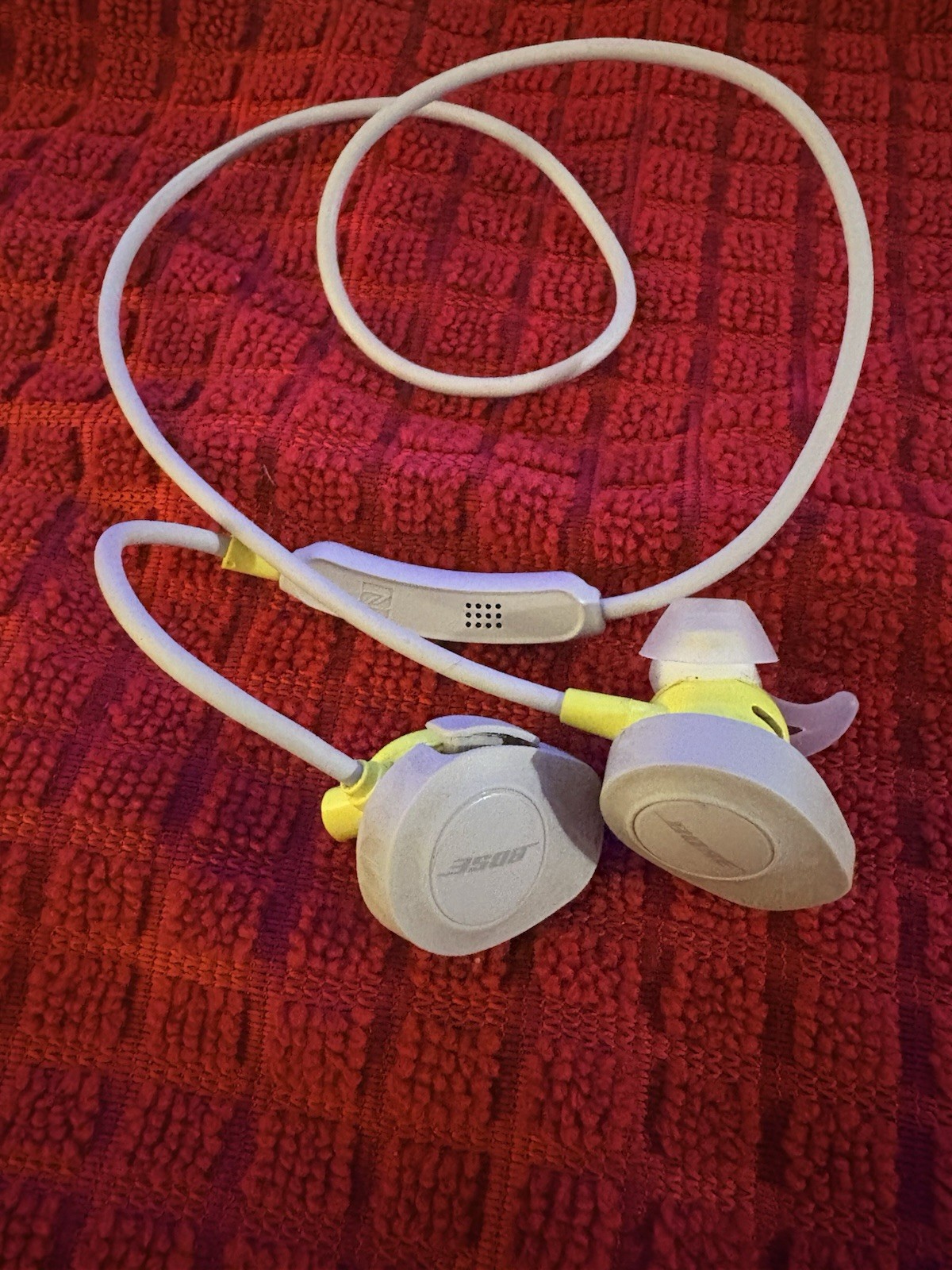 BOSE SoundSport Wireless In Ear Bluetooth Headphones Earbuds A11 Working