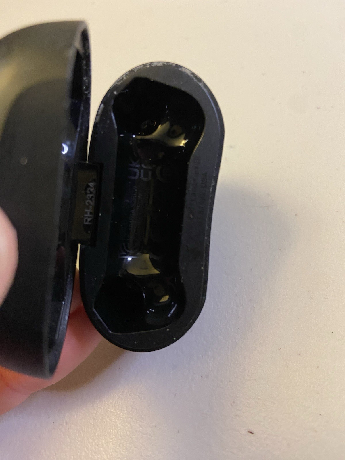 Skullcandy Smokin’ Buds True Wireless Earbuds Black Charging Case Tested