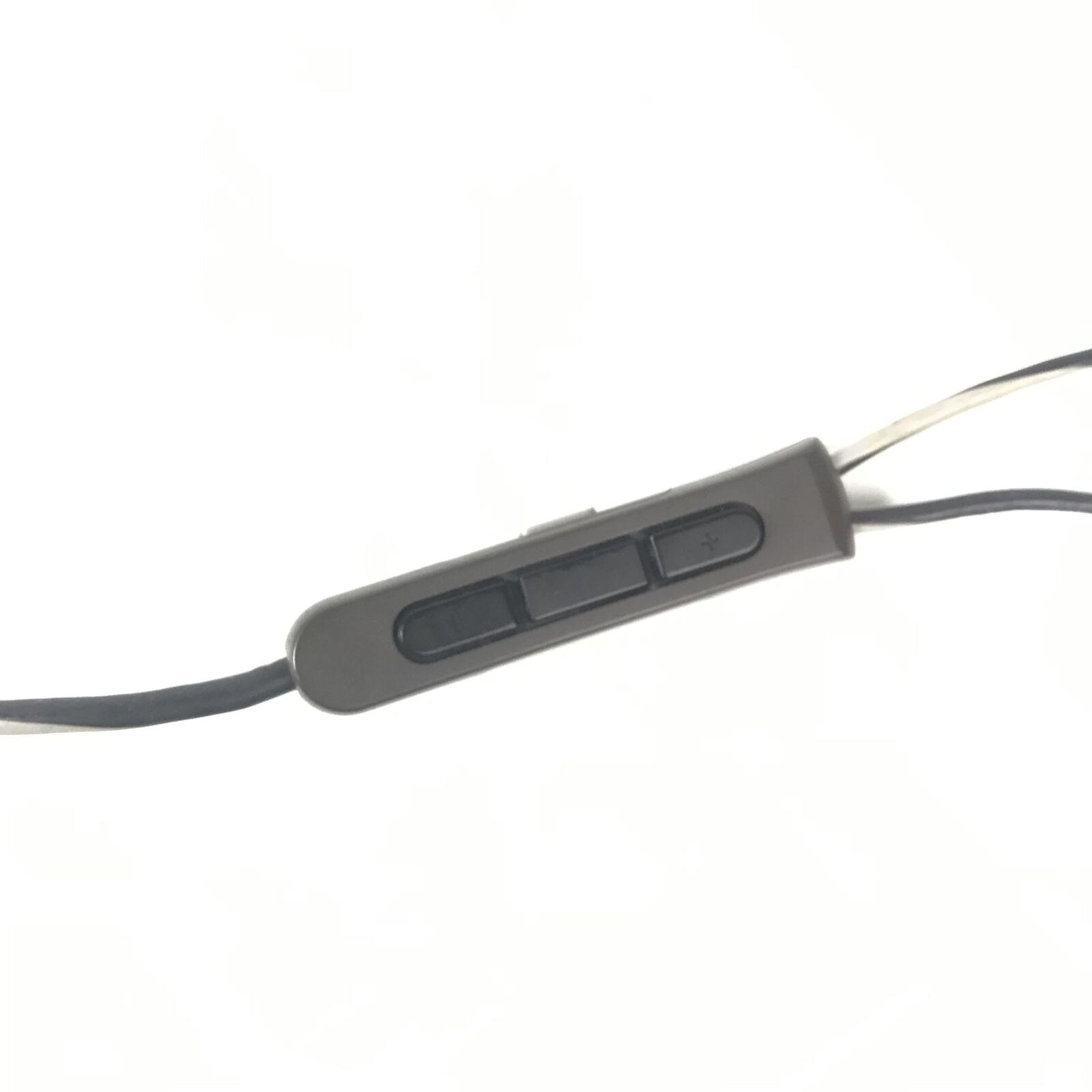 Bose QC20i QuietComfort 20i Apple Noise-Cancelling Earbuds QC20i – Brown