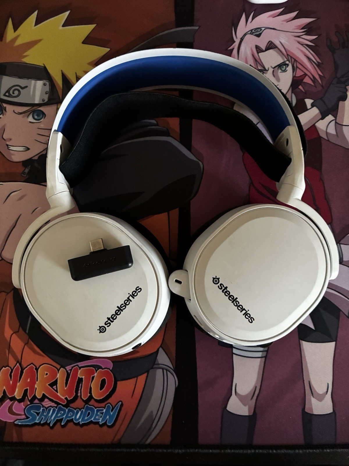 SteelSeries Over-Ear Headphones White Blue Black Headband Double Earpieces