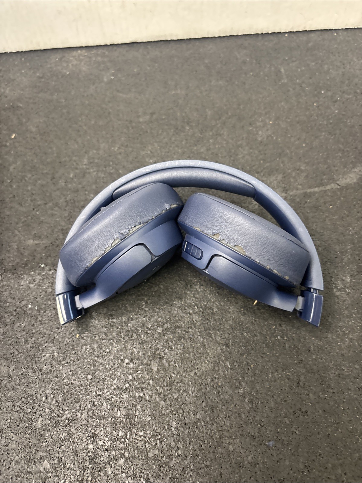 JBL Tune 750BTNC Wireless Over-Ear Headphones Blue w/Noise Cancellation -Tested