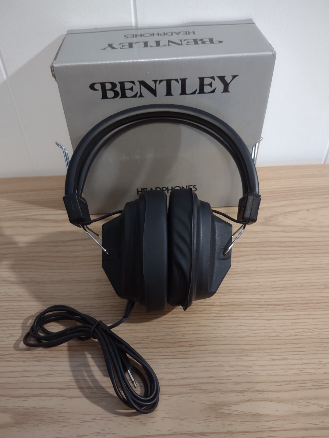 Vintage Bentley Stereo Cushion Headphones Over The Ear Taiwan