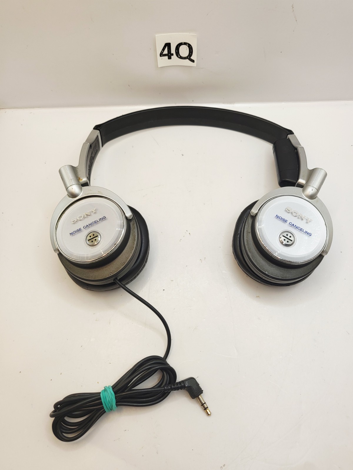 Sony Stereo Active Noise Cancelling Corded Headphones Over-Ear Sony MDR-NC6