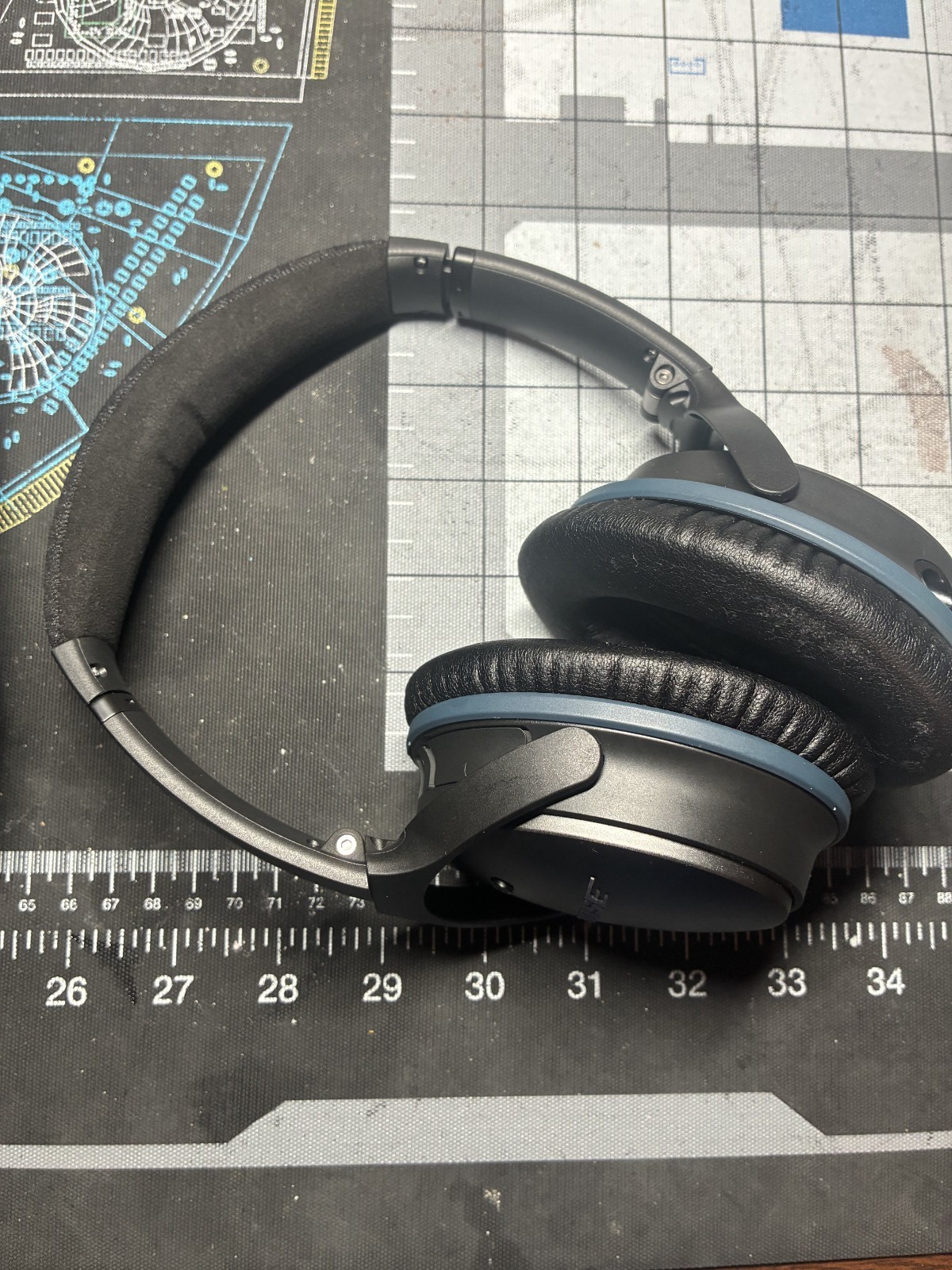 Bose QuietComfort 25 Noise-Cancelling Wired Headphones (Tested Working)