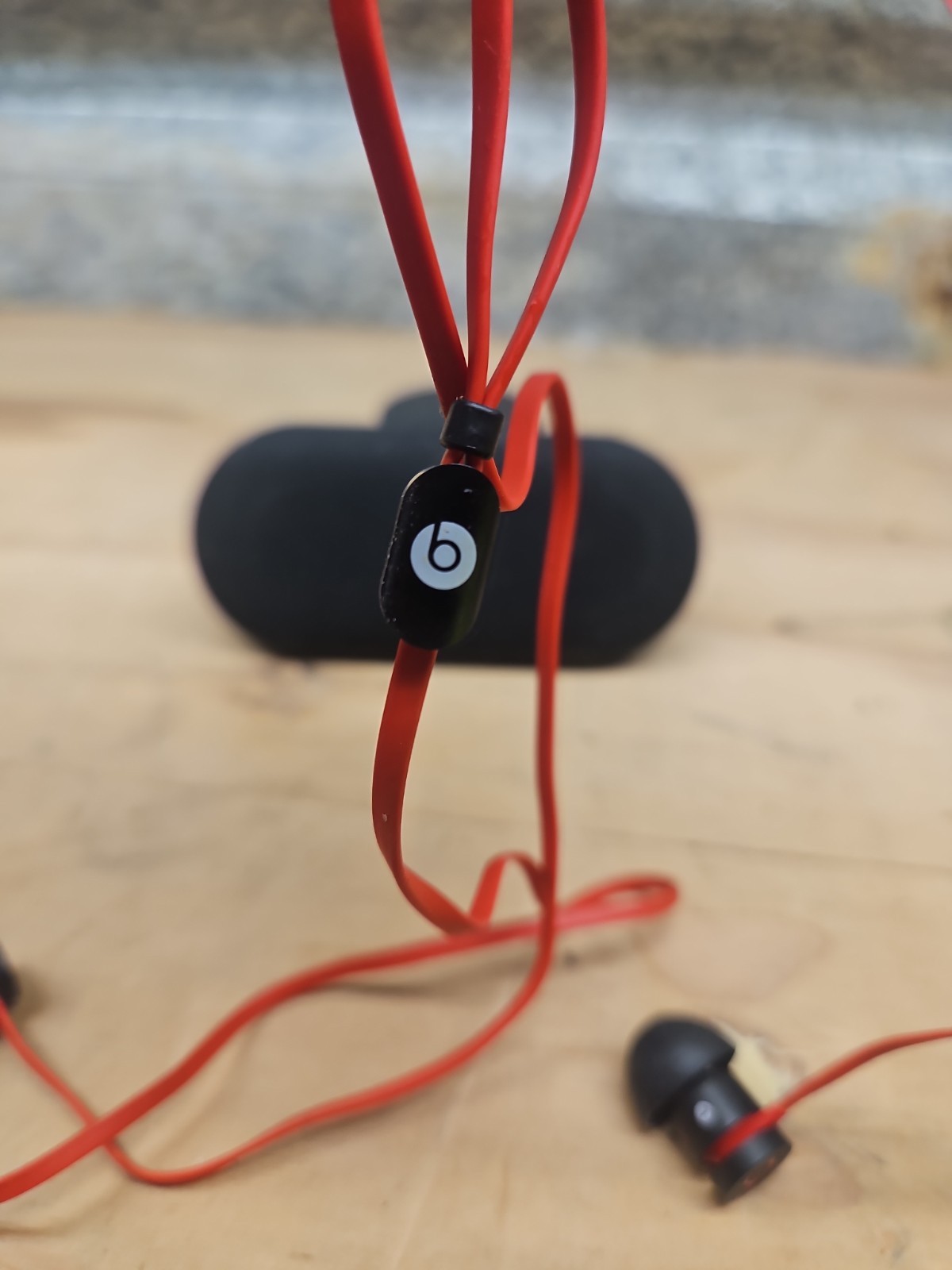 Beats by Dr. Dre urBeats In-Ear Headphones – Red/black ✅️