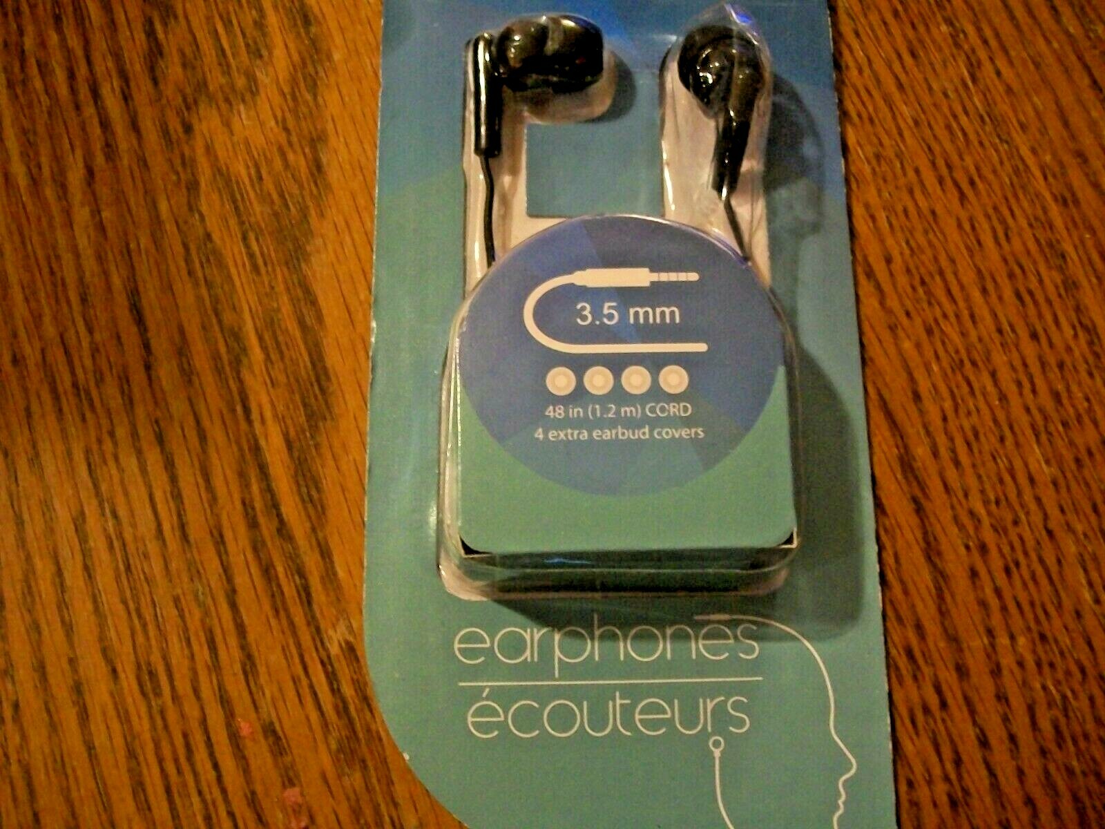 Pair of Black Earbuds 3.5 mm jack 48″ (1.2m) Cord with 4 Extra Earbud Covers NIB