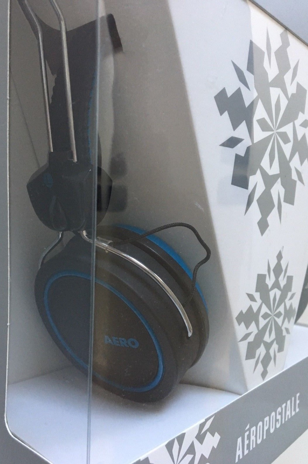 Aeropostale Over the Ear Headphones Wired Assorted Colors Blue White Purple New!