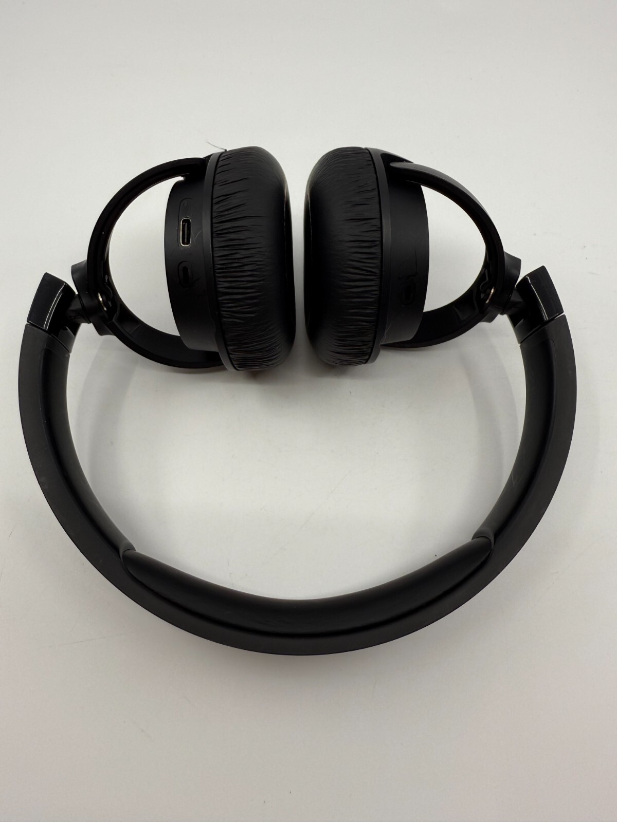 JBL Tune 670NC Adaptive Noise Cancelling Wireless Foldable On-Ear Headphones