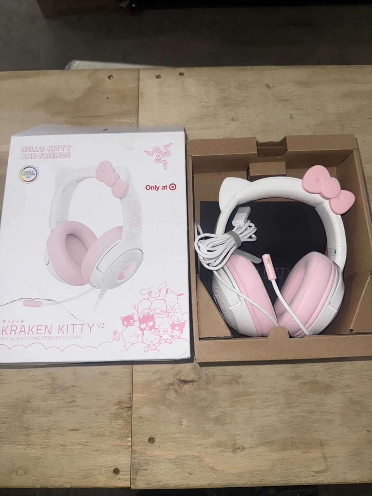 Razer Kraken Kitty V2 Gaming Headset Hello Kitty & Friends Edition