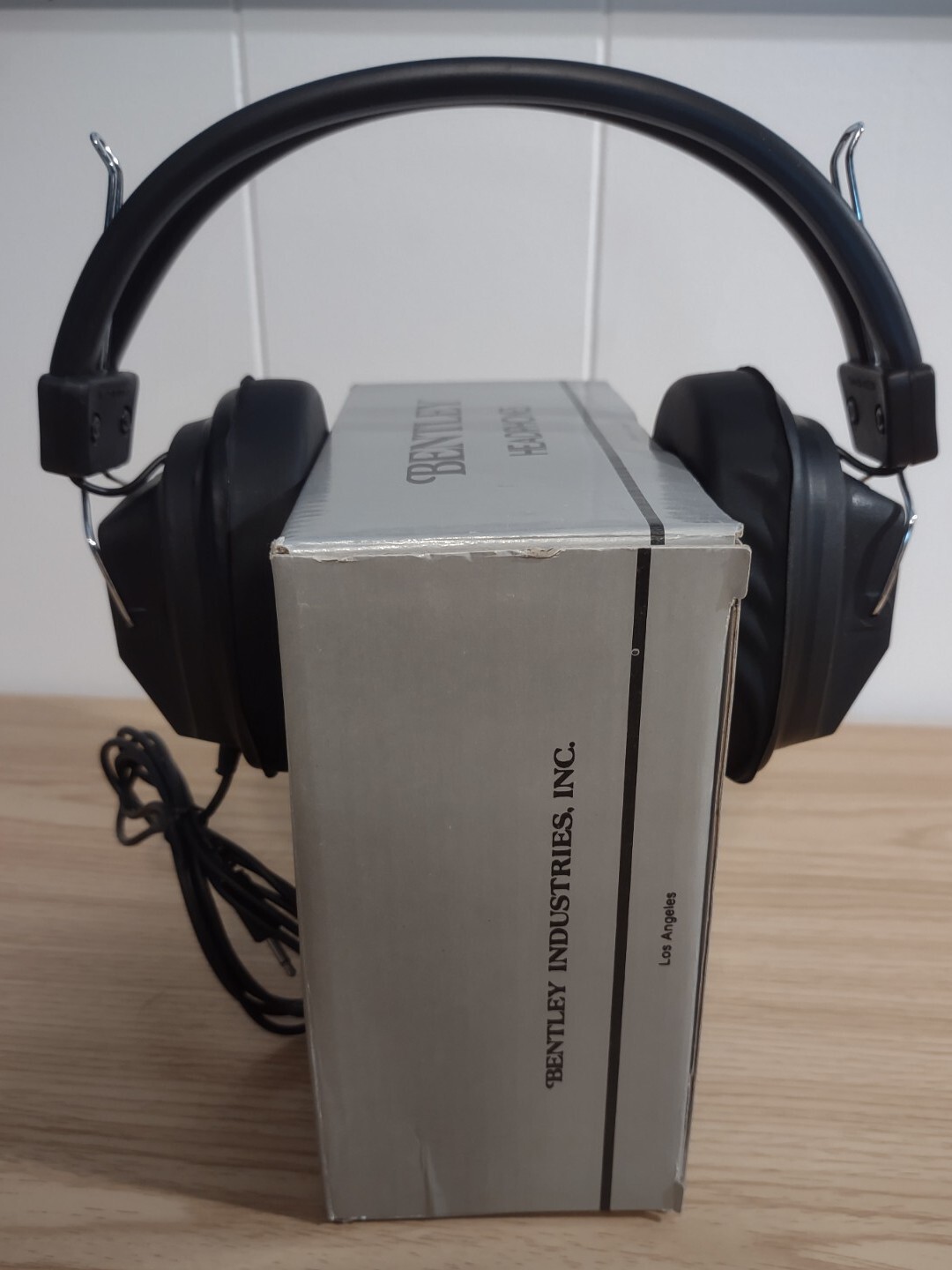 Vintage Bentley Stereo Cushion Headphones Over The Ear Taiwan