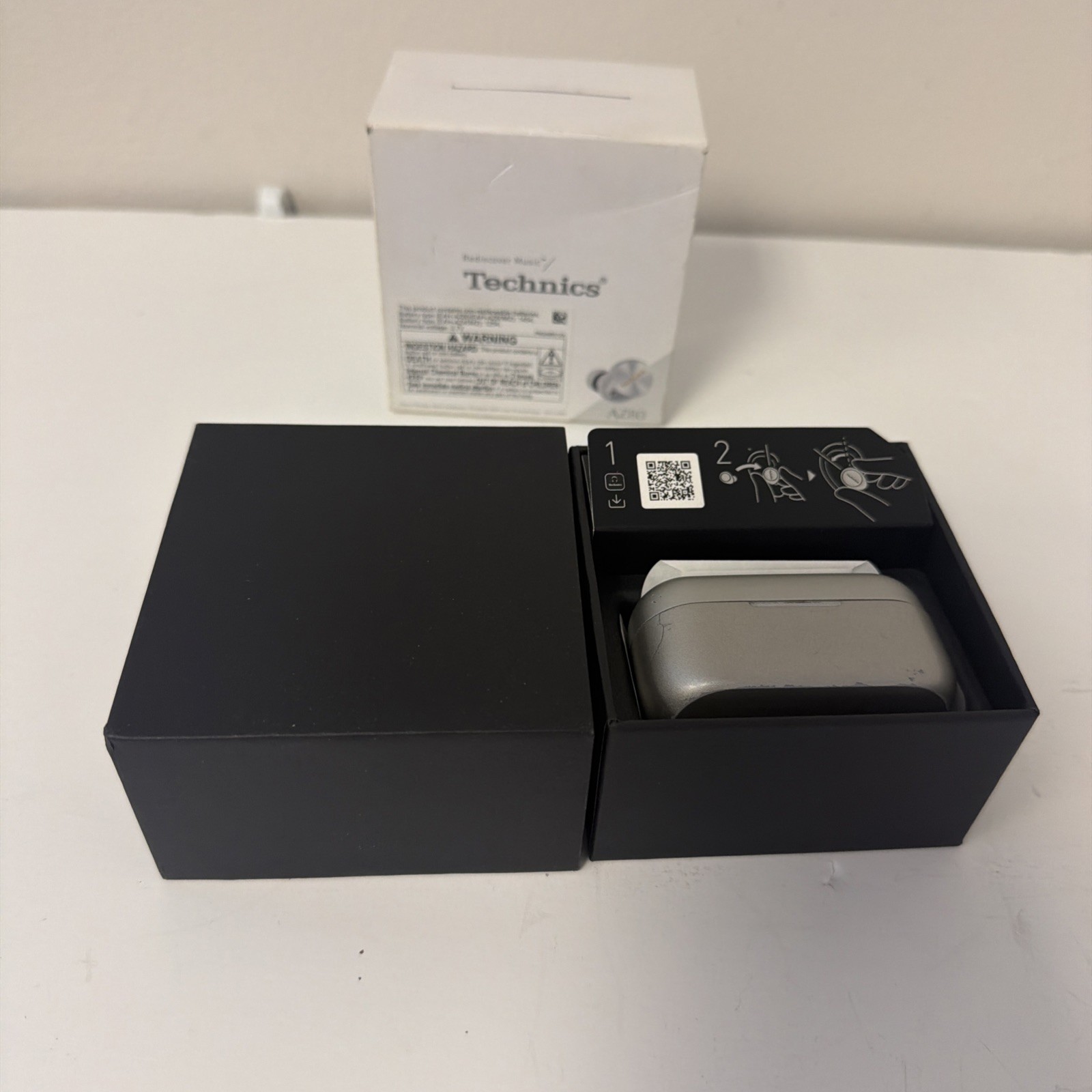 Technics AZ80 Noise Cancelling Earbuds in Box – Silver