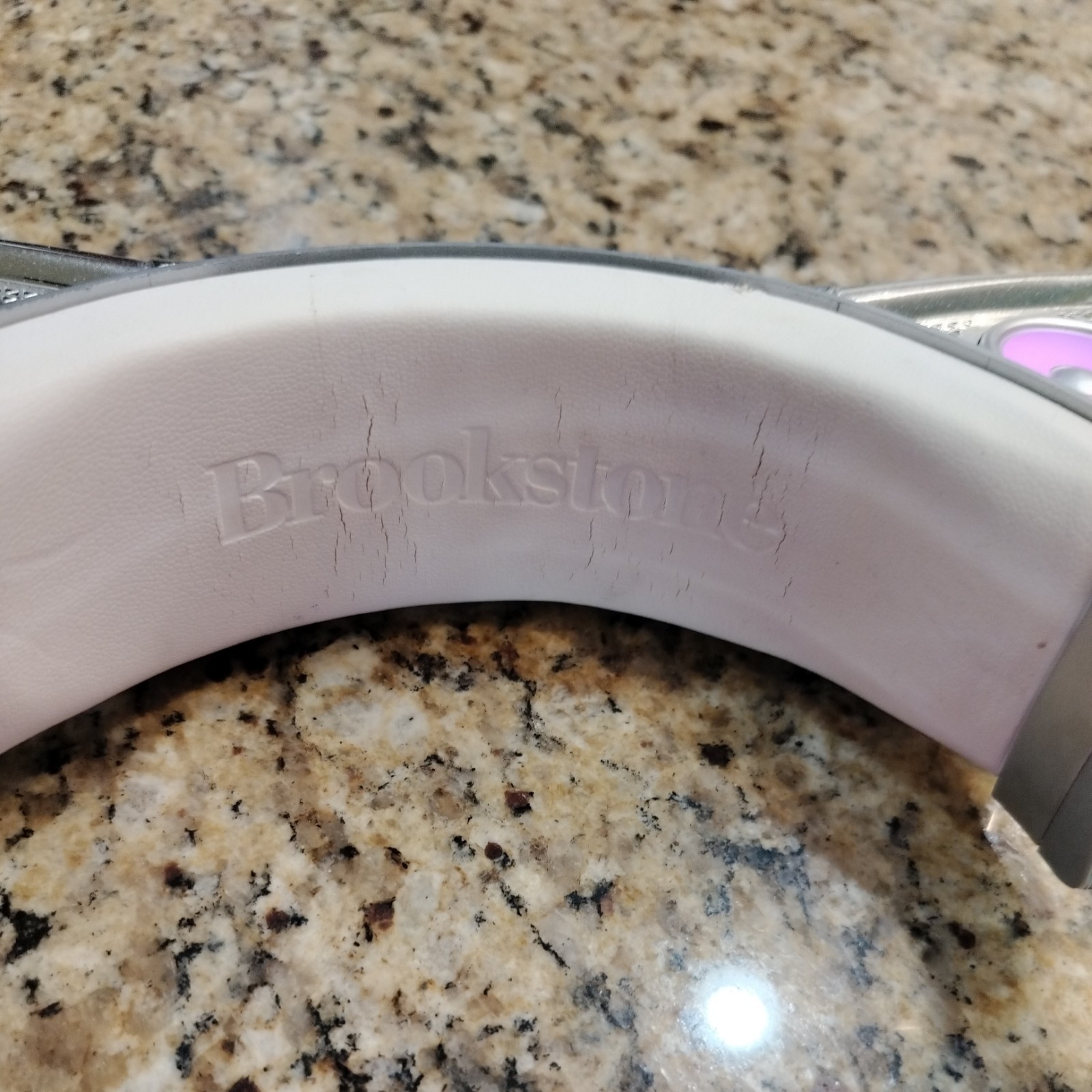 Brookstone Limited Edition Ariana Grande Wireless Bluetooth Headphones Chrome