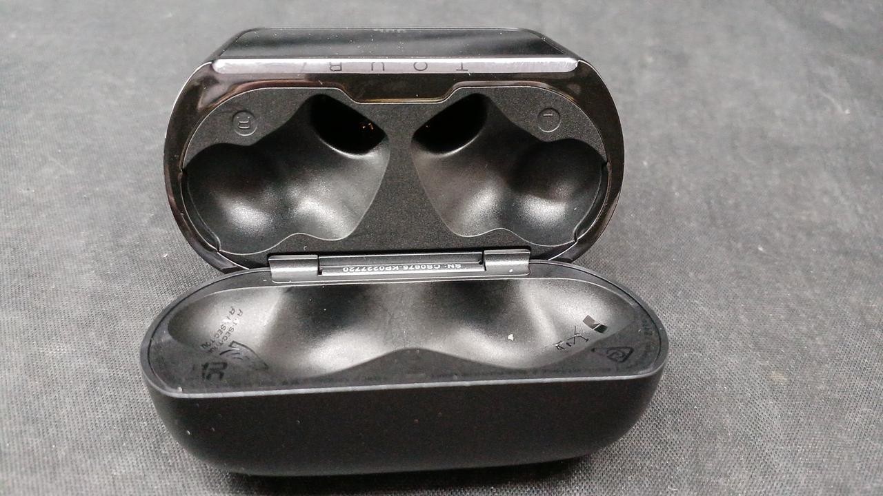 JBL Tour Pro 3 Wireless Earphones with Hybrid Noise Cancelling