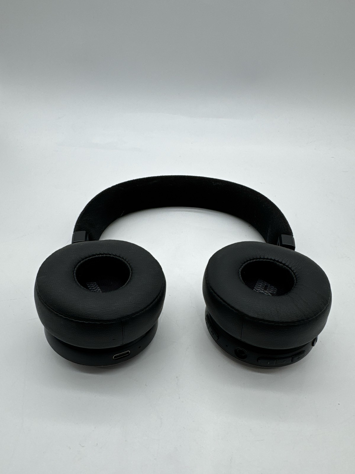 JBL Live 675NC Wireless On-Ear Headphones Noise Cancelling BT 5.3 Black (7)