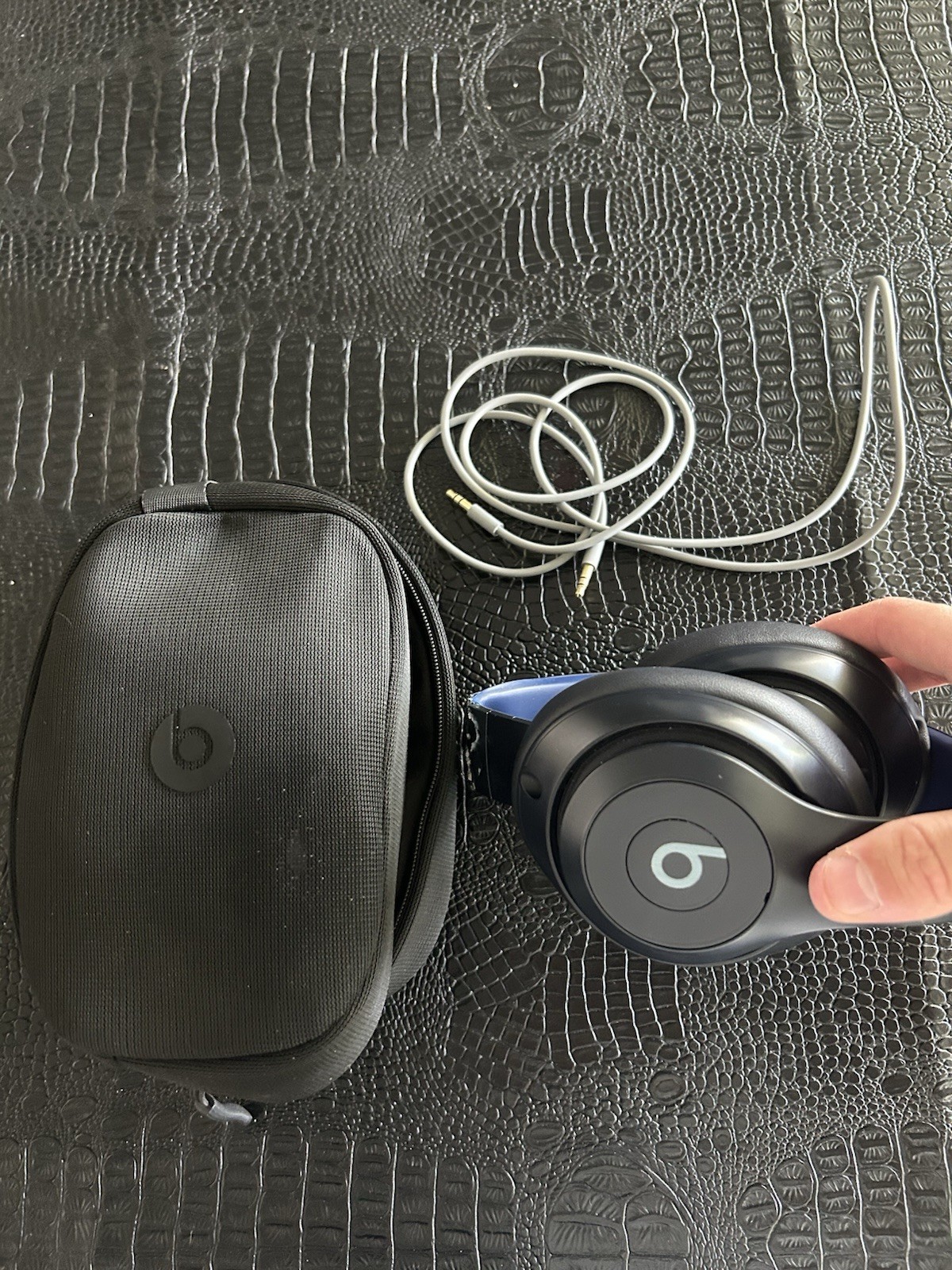 Beats Studio Pro Noise Canceling Navy Blue Over Ear Wireless Headphones