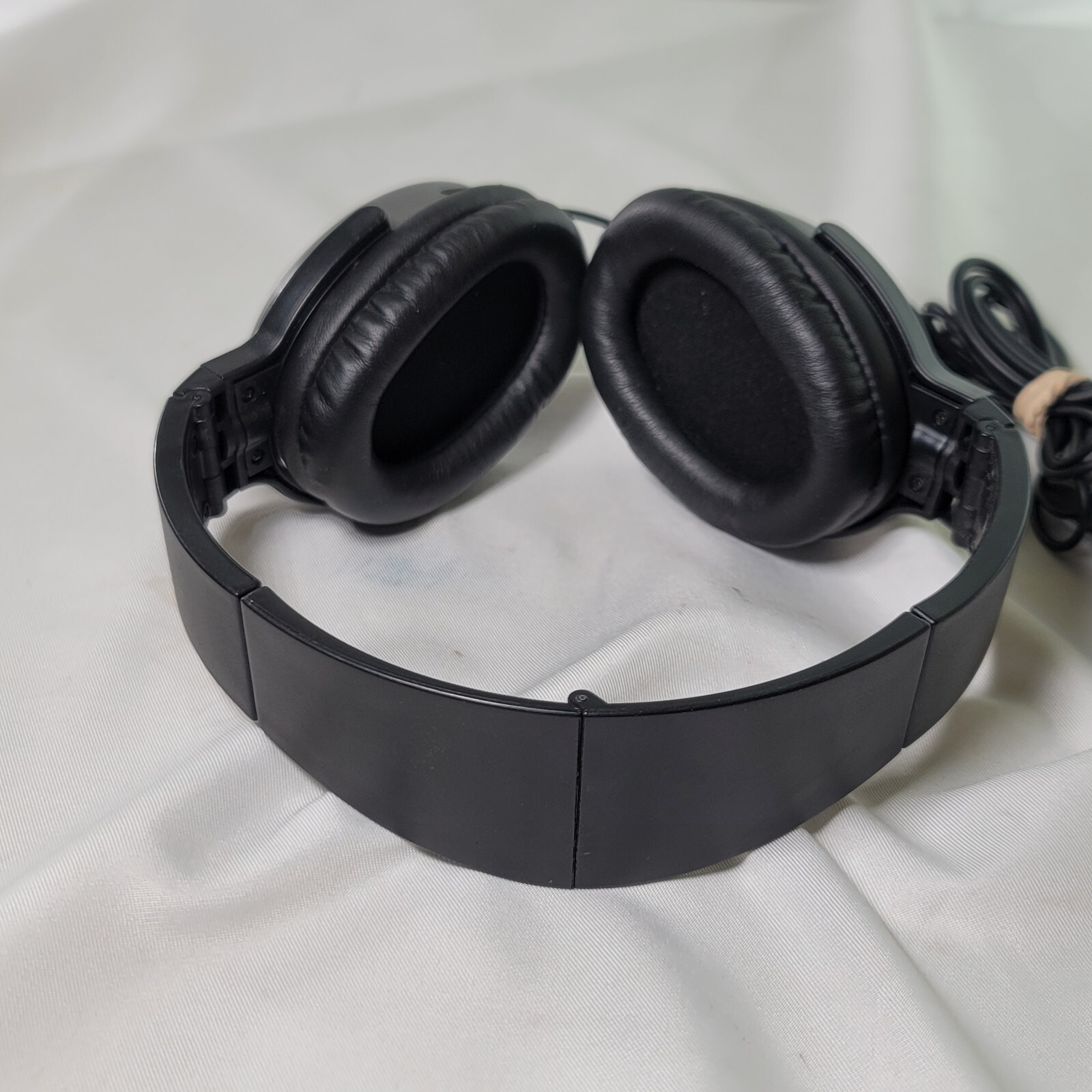 High Sierra Noise-Cancelling Headphones Cognizant logo