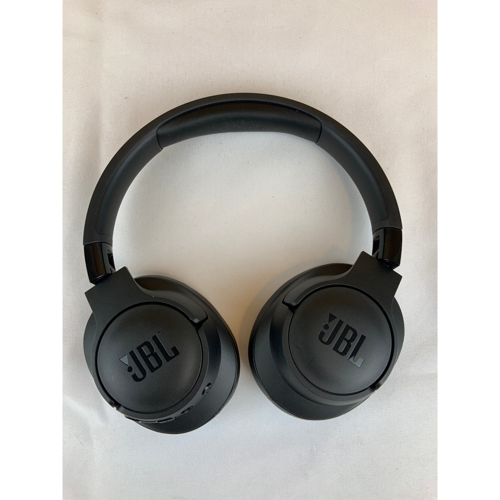 JBL Tune 720BT, Over The Ear Headphones, With Case, Blk.