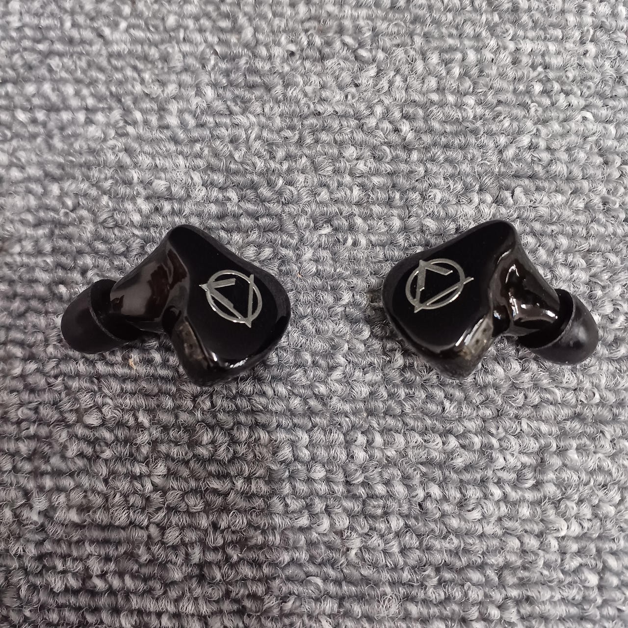 AROMA Witch Girl S Earphones In-Ear Hybrid 20Hz-20kHz