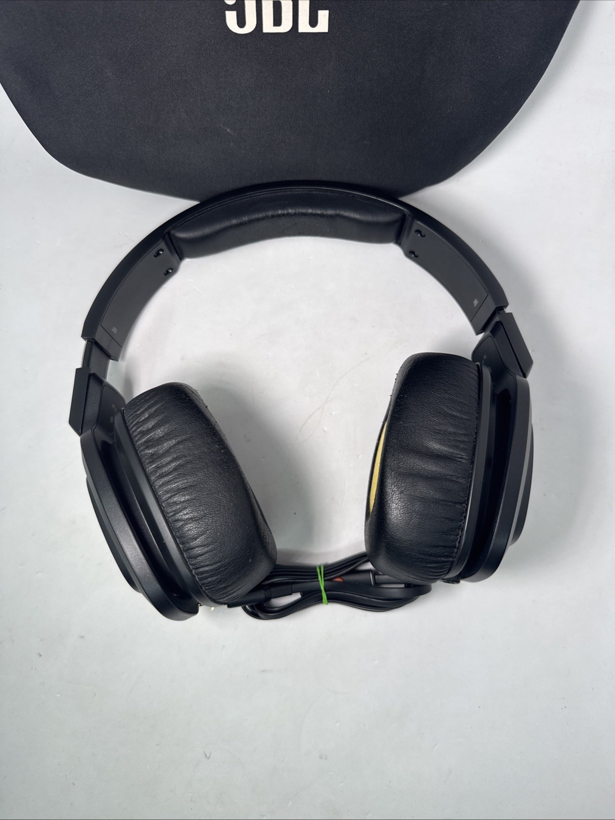 JBL J88a/J55a Headband Headphones Black with Case – Working