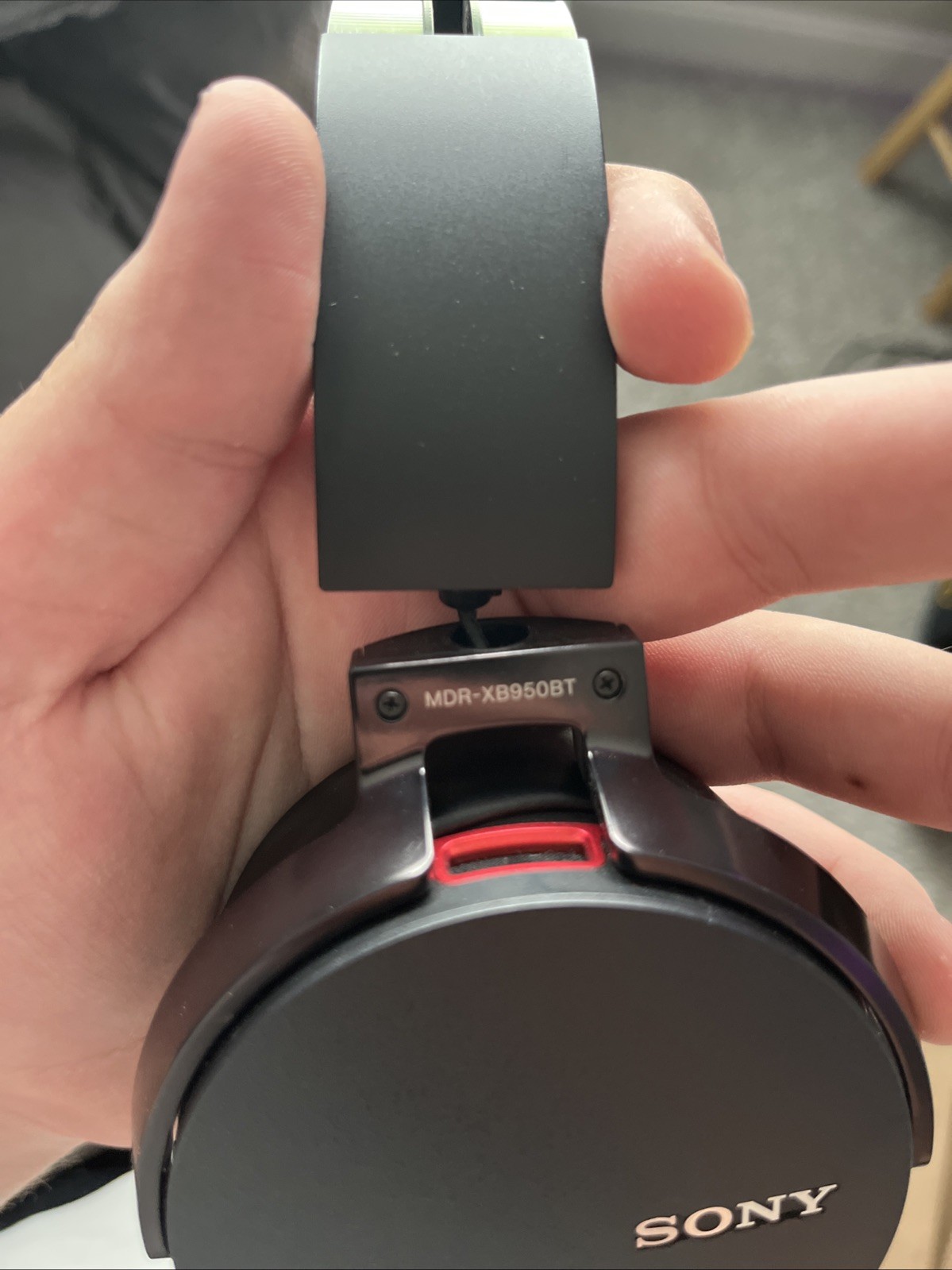 Sony MDR-XB950BT Bluetooth Wireless Headphones — SOLD AS IS FOR PARTS