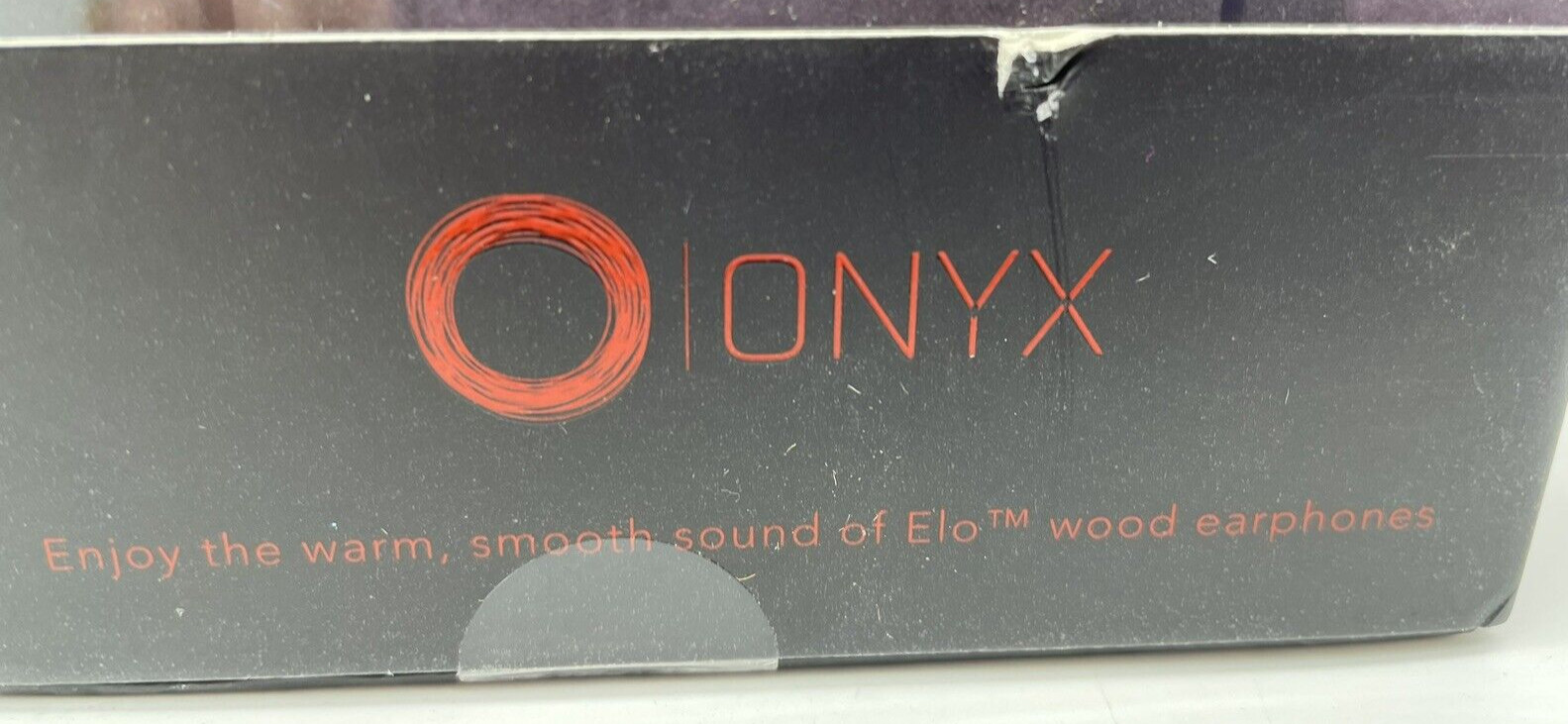 Onyx ELO Genuine Wood Wired in-Ear Headphones with Sound Isolation Package wear